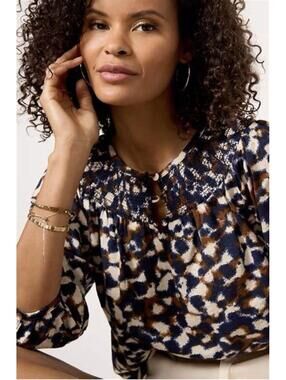 EVEREVE NWT Women’s Collins 3/4 Sleeve Top In Abstract-Size X-Small